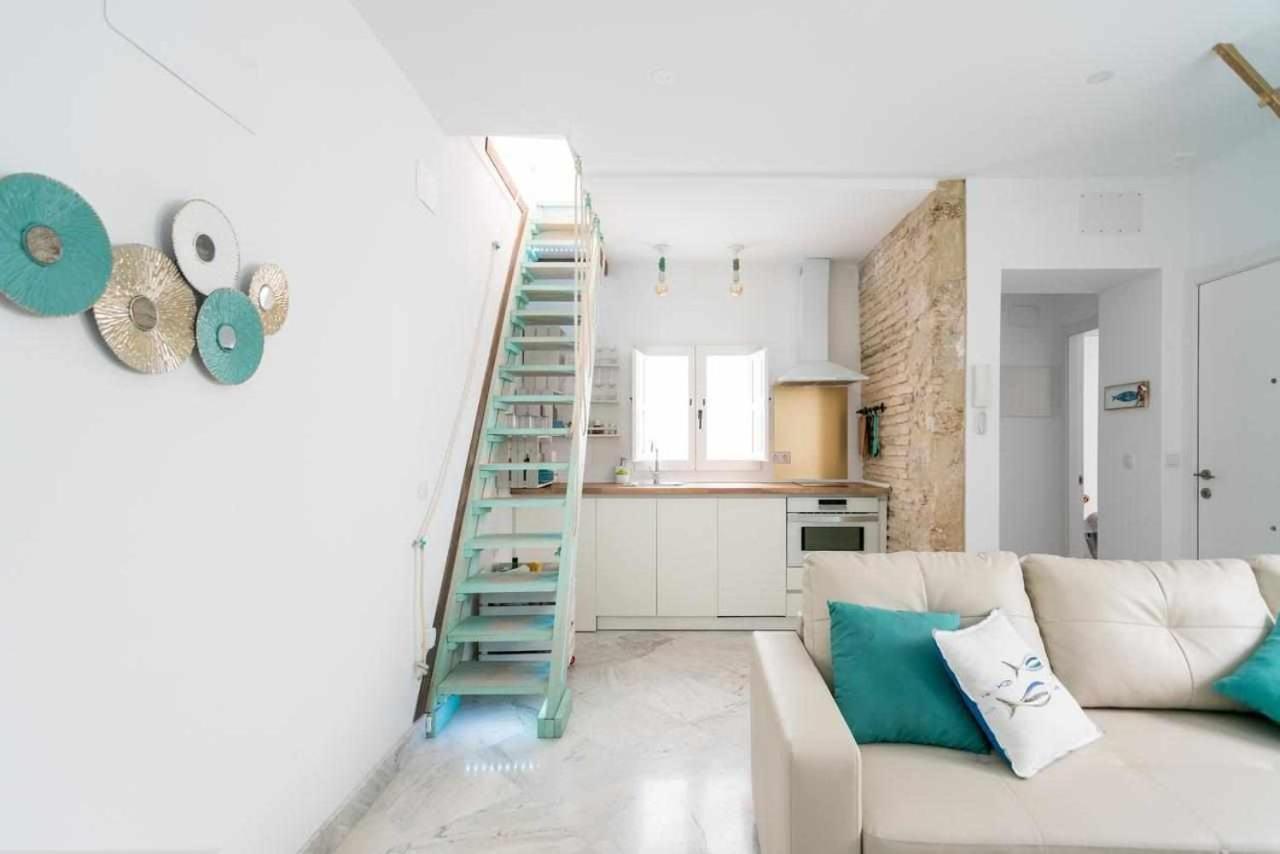 Apartment Fantastico Atico En El Casco Antiguo En A La Pla Cadiz